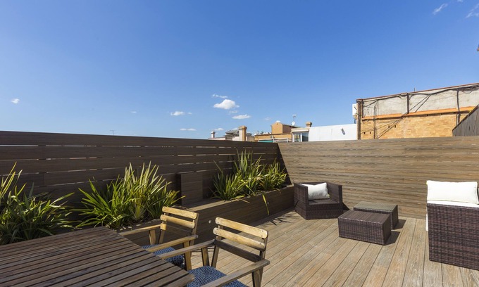 Sant Antoni Casa | BirdHouse