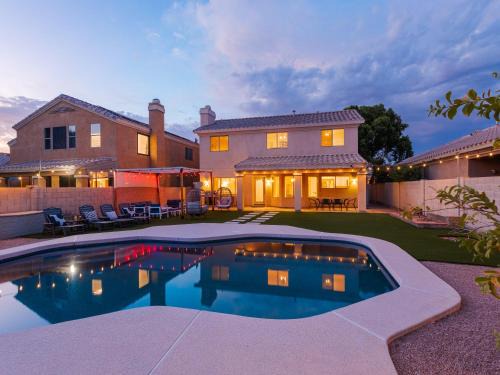 North Scottsdale Casa | Birdie-Private Pool & BBQ-4 Mins TPC Scottsdale