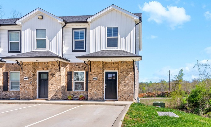 Clarksville Condominio | Birdie's Nest on Golf Club (1625 Golf Club Ln)