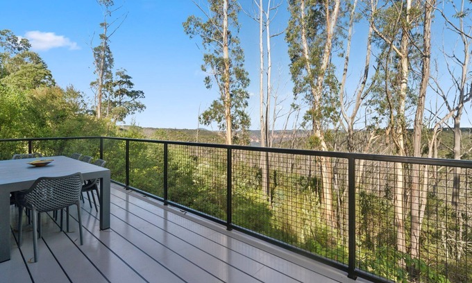 Blackheath Casa | Birdsong Blackheath captures serene beauty in the picturesque landscape of the Blue Mountains
