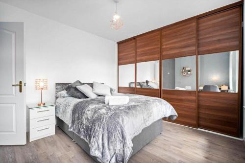 Birmingham Casa | Birmingham Blissful Retreat - 3 Bed House