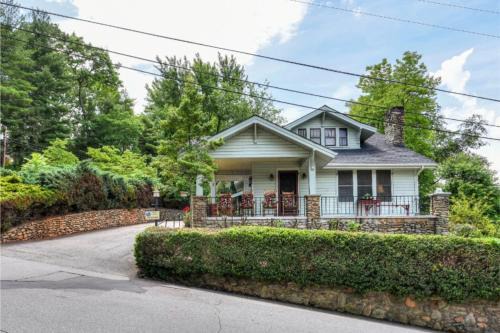 Lake Junaluska Casa | Bishop's Robin Cottage