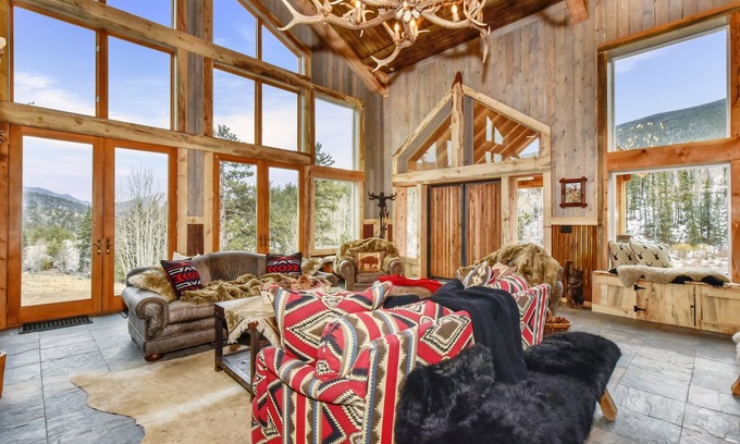 Lake George Cabina | ⛷⛰☀ Bison Peak Lodge ☀⛰⛷nPremier Rocky Mountain Wilderness Lodge on 37 Acres