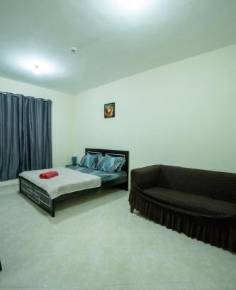 Mussafah Casa | Bj ROOMS