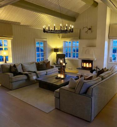 Rauland Casa | Bjarnebu - 4 bedroom cabin in Rauland