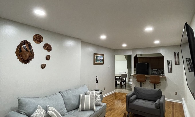 Canarsie Casa | BK-Cultural Zen - Fast Wifi