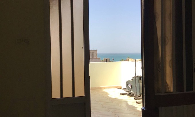 Toubab Dialao Hotel | Black And White Hôtel