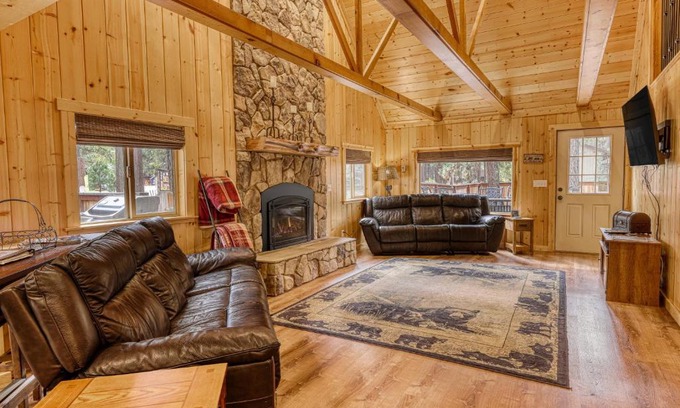 South Lake Tahoe Casa | Black Bear Hideaway