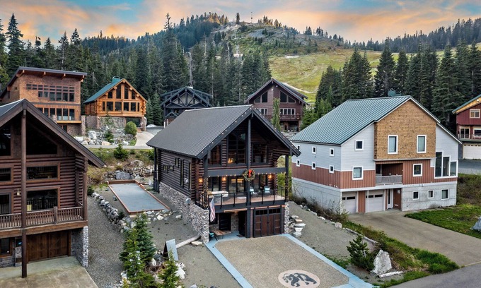Snoqualmie Pass Cabina | Black Bear Lodge
