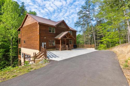 Caton Casa | Black Bear Splash cabin