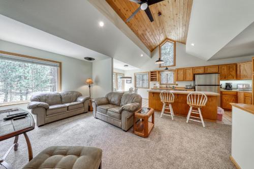 Black Butte Ranch Casa | Black Butte Glaze Meadow 59 Getaway