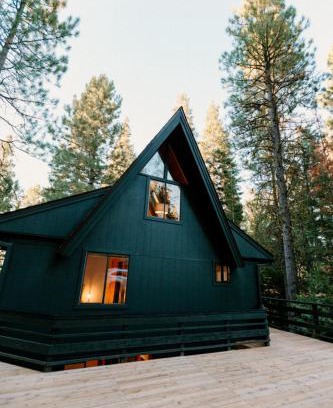 Black Butte Ranch Casa | Black Butte Ranch Modern A-Frame Retreat, sleeps 8