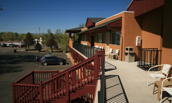 Montrose Hotel | Black Canyon Motel