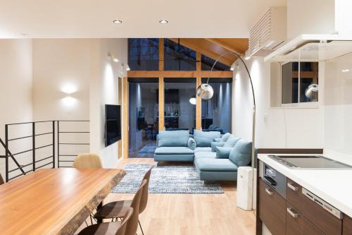 Echo Land Chalet De Esquí | Black Crane Chalet by Hakuba White Fox Company