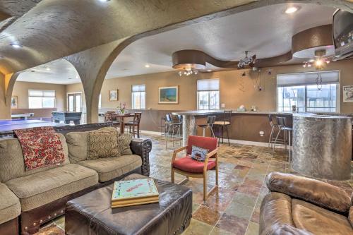 Blackhawk Casa | Black Hawk Lower-Level Unit with Game Area!