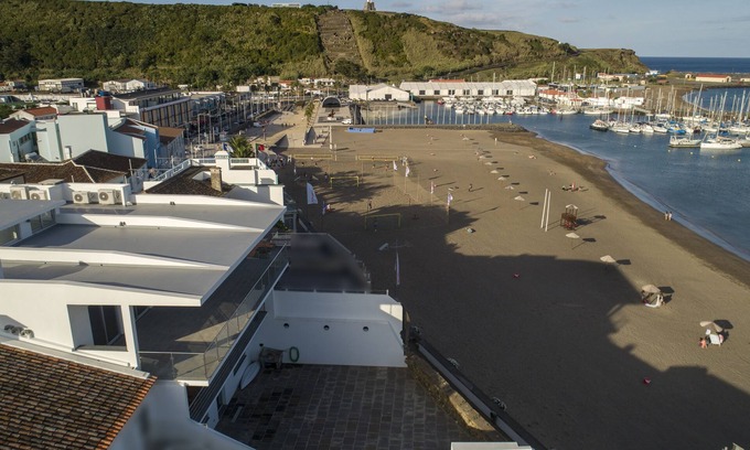 Praia da Vitoria Apartamento | Black House Apartments I