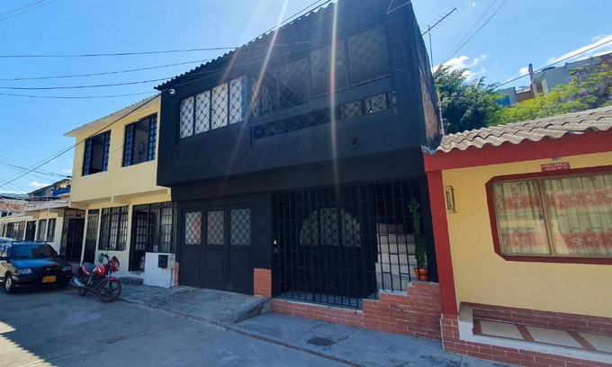 Ibague Apartamento | Black House