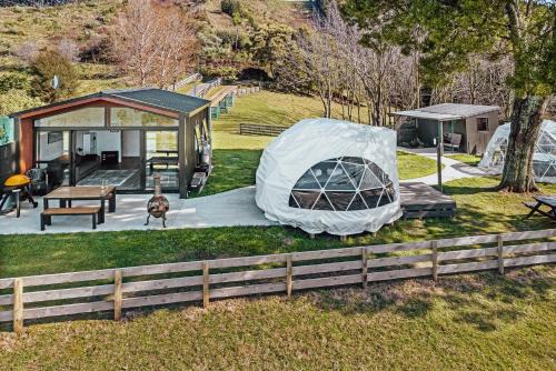 Patutahi Complejo | Black Label Retreats