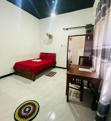 Minuwangoda Casa | Black Rose Guest