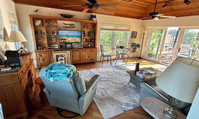 Gulf Pines Casa | Black Skimmer Home - Sanibel Island