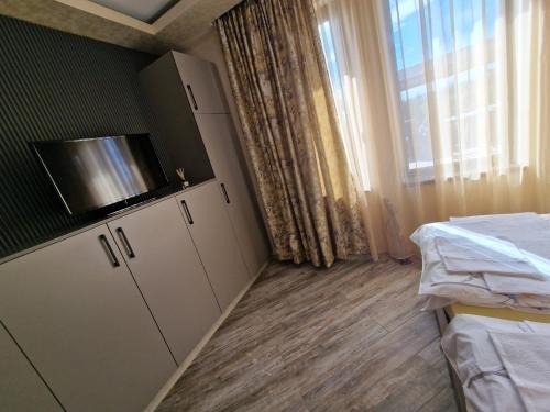 Sliven Casa | Black Swan guest rooms