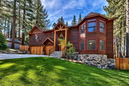 Tahoe Paradise Casa | Blackfoot Luxury Retreat - Hot Tub Pool Table Pets Deck