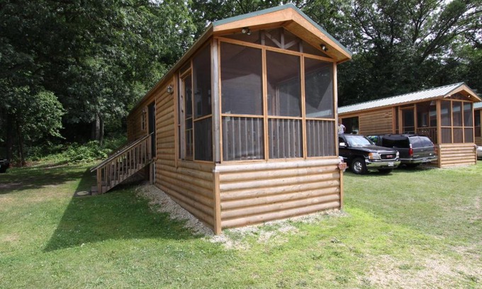 Milton Complejo | Blackhawk RV Campground Cabin 1