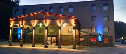 Deadwood Hotel | Blackstone Lodge and Suites