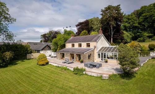 Newcastle Emlyn Casa | Blaenachddu