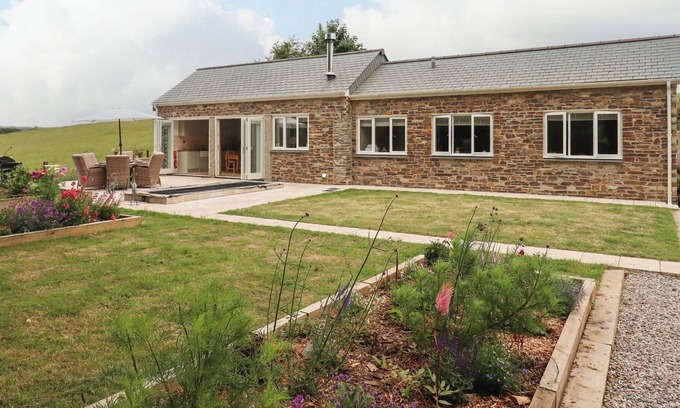 Pelynt Cabaña | BLAKE COTTAGE, pet friendly, character holiday cottage in Pelynt