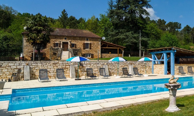 Blanquefort-sur-Briolance Casa | Bonita casa de vacaciones con piscina privada
