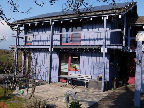 Hetzerath Apartamento | Blaues Haus - Une maison bleue