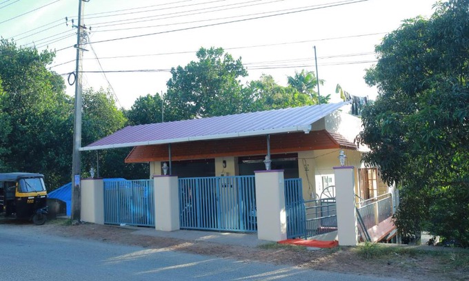 Neyyattinkara Casa | Cheerful 2-bd house near Trivandrum city