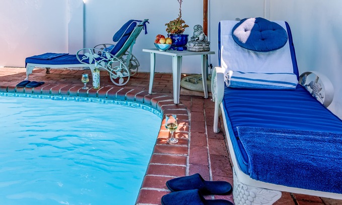 Franschhoek Cabaña | Bleu Cobalt Cottage es una casa rural encantadora y privada.