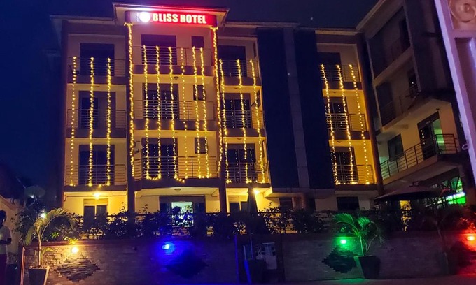 Nabweru Hotel | BLISS HOTEL NANSANA