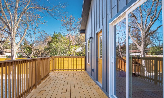 Downtown San Antonio Cabaña | Blissful 5br/3ba Haven Near Riverwalk & Downtown!