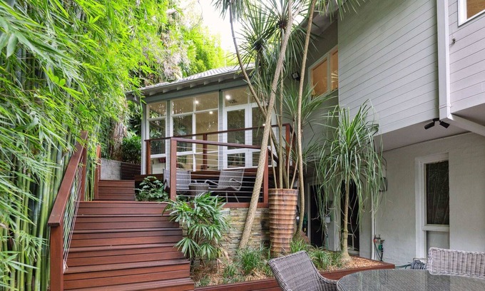 Cremorne Casa | Blissful, Serene 2BR Oasis
