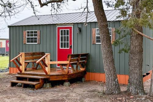 Ledbetter Casa | Blitzen - Reindeer Ranch at Round Top