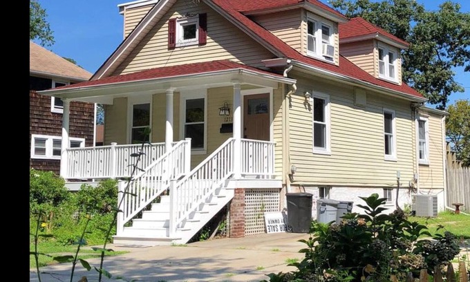 Asbury Park Casa | Blocks from the beach!!!