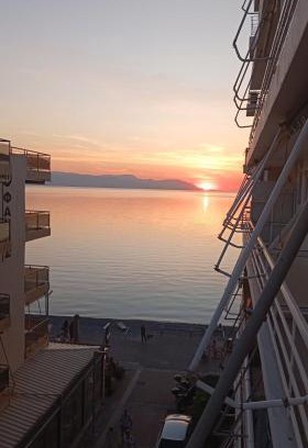 Loutraki Apartamento | Blue balcony Loutraki