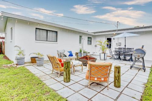 Redington Beach Casa | Blue Beach Cottage