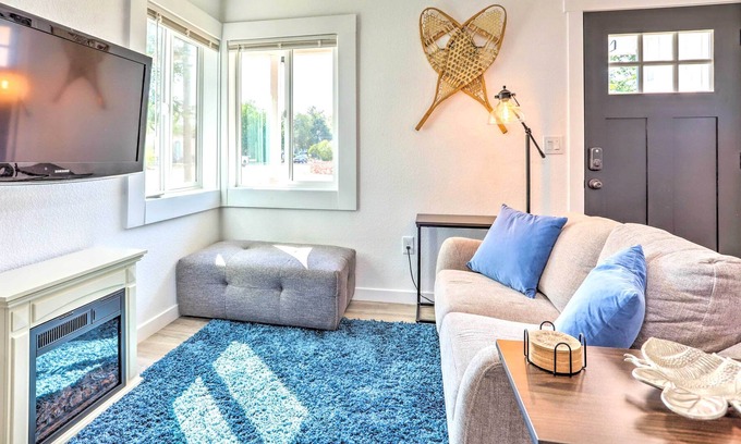 Dupont Casa | Blue Beauty: Gas Grill < 2 Mi Rapids Stadium!