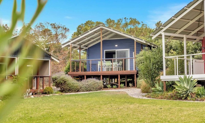 Aldinga Beach Cabina | Blue Cabin Bliss at Aldinga Bay Holiday Village