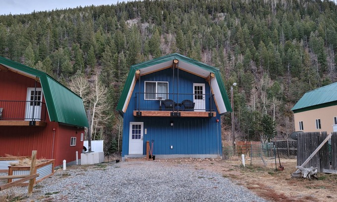 Idaho Springs Cabina | Blue Cabin in Idaho Springs