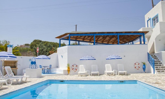 Vagia Apartamento | Blue Dolphin Studios and Apartment