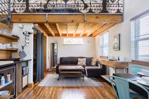 Mississippi District Hotel | Blue Door Micro-Loft