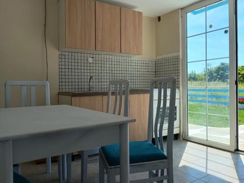 Agia Apartamento | Blue garden