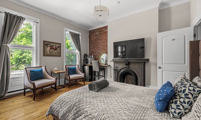 Downtown Halifax Apartamento | Blue George Suite Historic DT