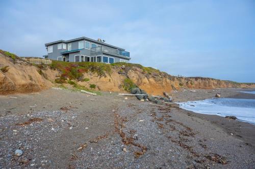 San Simeon Casa | Blue Haven-Oceanfront Stay Near Cambria & Beaches