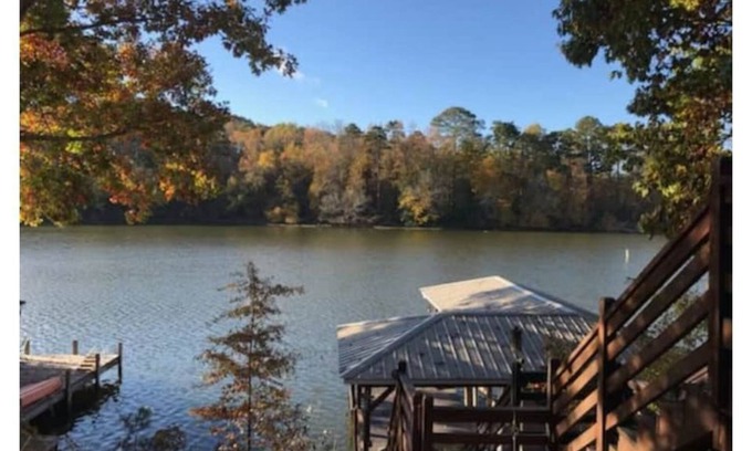Albemarle Casa | Blue Heron Bungalow with DEEP WATER and all the fun LKT has to offer!!